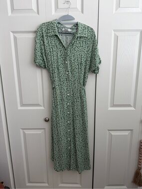 Green Floral Midi Dress with Collar